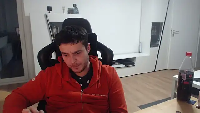 SharkLuigi online show from 12-06-24, 01:51