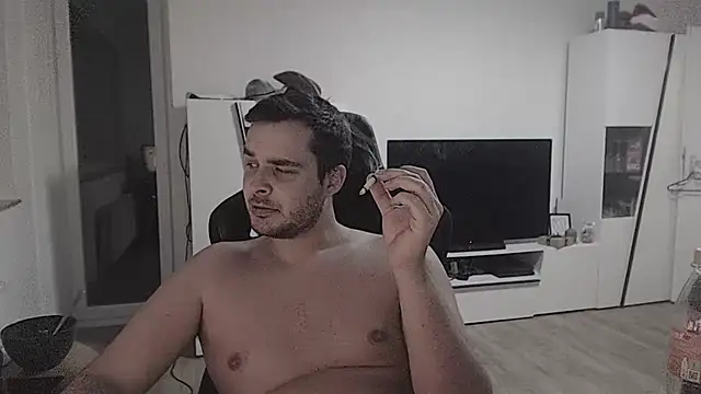 SharkLuigi online show from 01-09-26, 08:43