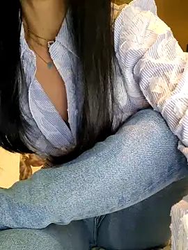 Snapshot of Melody87 chatting on 11-02-25, 06:32 Melody87 online show from 11-02-25, 06:32