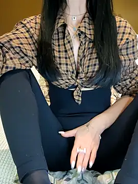 Snapshot of Melody87 chatting on 11-04-25, 09:03 Melody87 online show from 11-04-25, 09:03