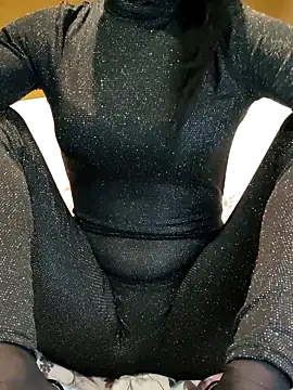 Snapshot of Melody87 chatting on 02-26-26, 09:03 Melody87 online show from 02-26-26, 09:03