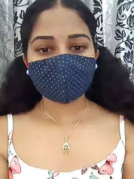 Snapshot of Angleannie chatting on 09-13-25, 05:13 Angleannie online show from 09-13-25, 05:13