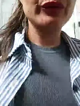 Snapshot of sweetfantasyy69 chatting on 12-17-24, 03:28 sweetfantasyy69 online show from 12-17-24, 03:28