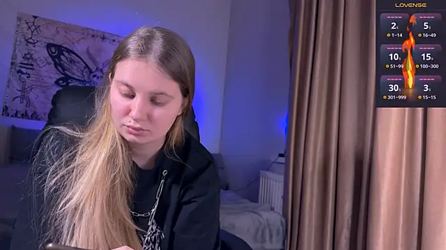 Femdom Lola online show from 02-02-26, 09:13