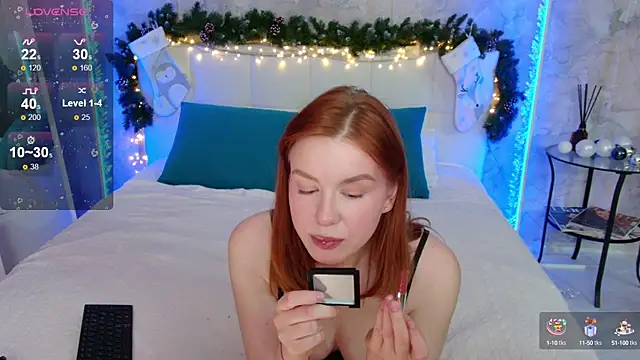 Snapshot of LucyHornyDoll chatting on 12-28-24, 10:58 LucyHornyDoll online show from 12-28-24, 10:58