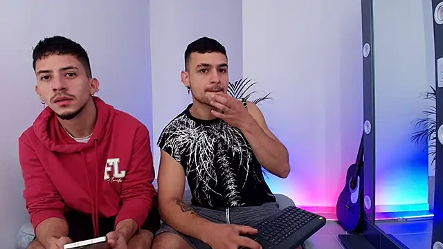 Aron-santoro online show from 11-14-25, 01:54