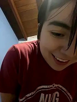 Snapshot of abrilwilliam_ chatting on 12-03-24, 12:35 abrilwilliam online show from 12-03-24, 12:35
