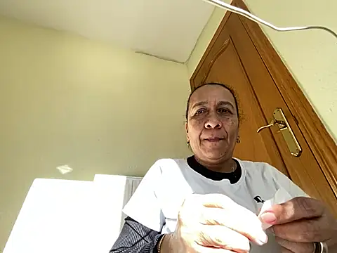 sweeviolet online show from 01-13-25, 02:00