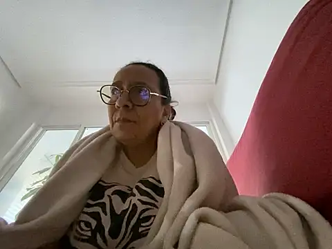 sweeviolet online show from 01-18-25, 08:31