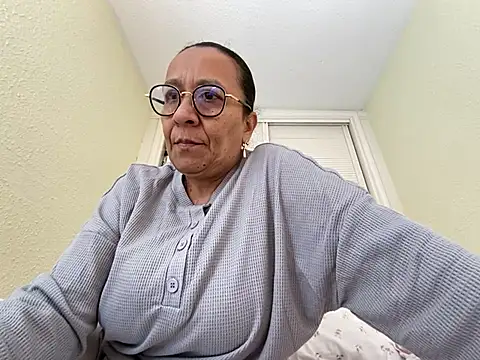 sweeviolet online show from 02-22-25, 02:19