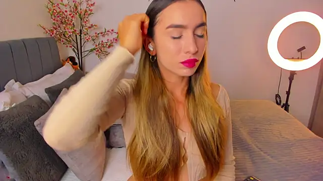 im sarah34 online show from 02-21-25, 11:43