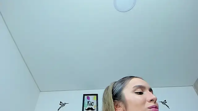 im sarah34 online show from 12-01-25, 07:02