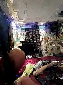 Snapshot of Toptransluder chatting on 09-16-25, 04:57 Toptransluder online show from 09-16-25, 04:57