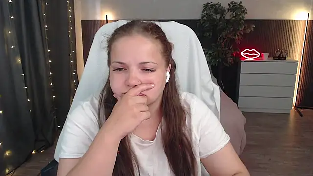 Snapshot of Crazyy_girl_ chatting on 07-07-26, 06:58 Crazyy girl online show from 07-07-26, 06:58