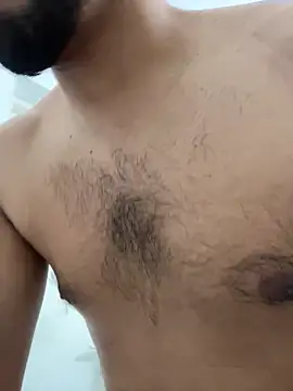 Snapshot of vinzpnr210 chatting on 12-06-24, 09:32 vinzpnr210 online show from 12-06-24, 09:32