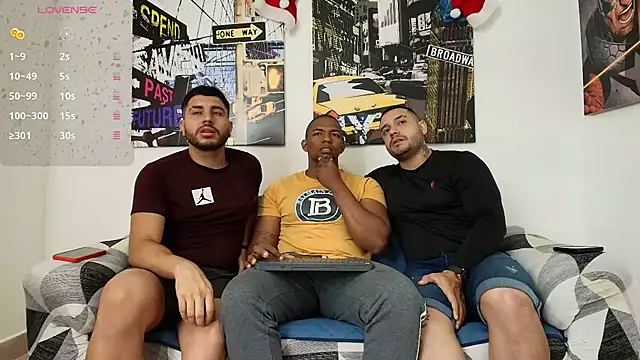 Snapshot of hott_dicks chatting on 12-23-24, 06:27 hott dicks online show from 12-23-24, 06:27