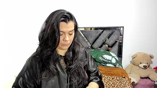 martina foxy  online show from 04-02-26, 09:40