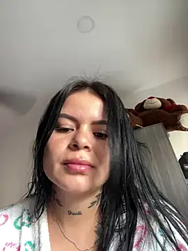 Snapshot of ivanna_rivera chatting on 12-26-24, 01:43 ivanna rivera online show from 12-26-24, 01:43