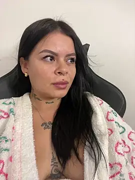 Snapshot of ivanna_rivera chatting on 01-19-25, 10:17 ivanna rivera online show from 01-19-25, 10:17