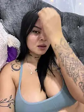 Snapshot of ivanna_rivera chatting on 01-21-25, 11:24 ivanna rivera online show from 01-21-25, 11:24