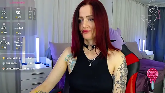 ElisaJane online show from 12-15-24, 04:18