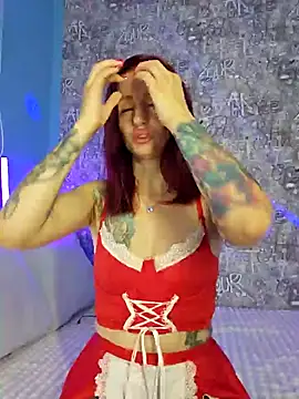 ElisaJane online show from 11-18-25, 09:19