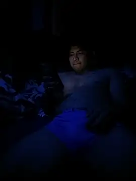 Woofer dick online show from 03-25-26, 04:40