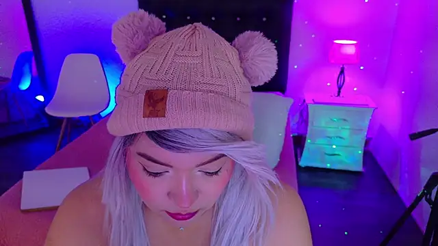 Snapshot of Cuckold_lover69 chatting on 01-30-25, 03:55 Cuckold lover69 online show from 01-30-25, 03:55