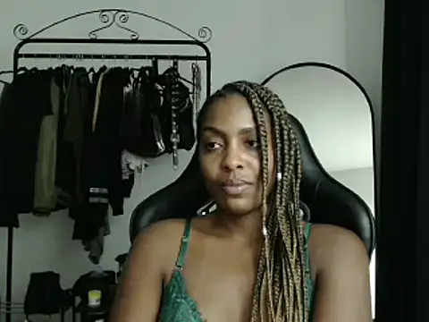 marisilva br online show from 03-06-25, 07:21