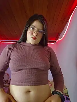 Snapshot of juli05star20 chatting on 06-07-26, 07:28 juli05star20 online show from 06-07-26, 07:28