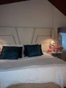 Miss ary online show from 11-27-25, 12:18