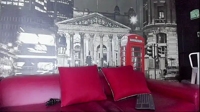 CloeRodriguez online show from 12-19-25, 03:19