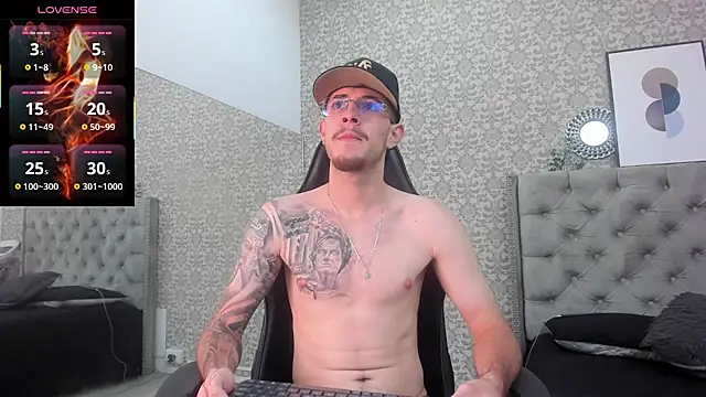 CodyWalkerR online show from 11-07-25, 05:24