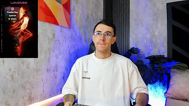 CodyWalkerR online show from 05-22-26, 05:40