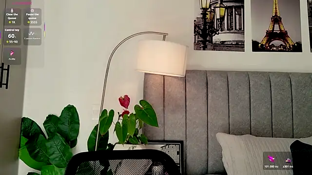 Snapshot of caralella chatting on 06-20-26, 08:33 caralella online show from 06-20-26, 08:33