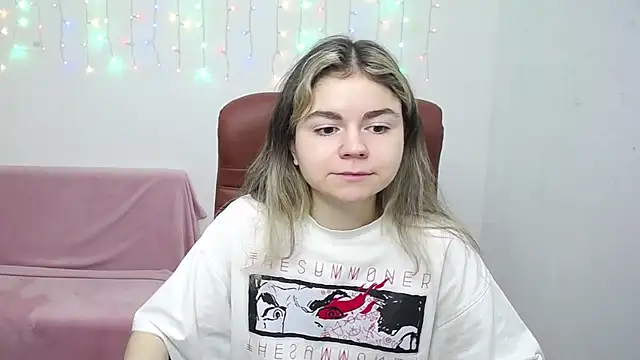 TinaRedly online show from 12-05-25, 06:48