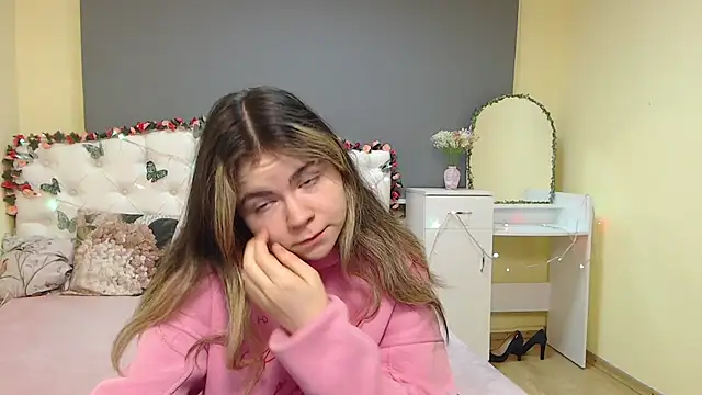 TinaRedly online show from 02-21-26, 06:36