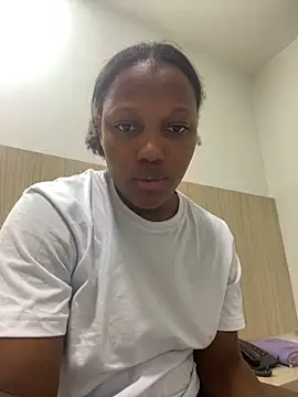 kellya  online show from 03-01-25, 04:37