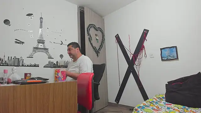 hotandfierylatinos2023 online show from 03-01-25, 10:13