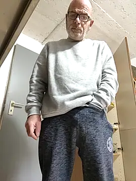 bottomhairy online show from 02-23-26, 02:03