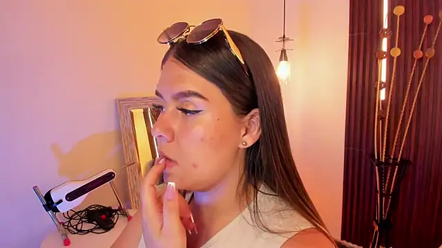 ArianaBaker online show from 04-17-26, 08:34