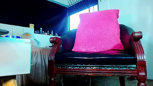 bellatrixx 69 online show from 01-07-26, 11:45