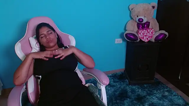 Candela-Smith online show from 03-22-26, 08:23