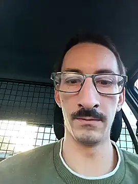 Snapshot of Diogopicha chatting on 02-04-25, 05:34 Diogopicha online show from 02-04-25, 05:34