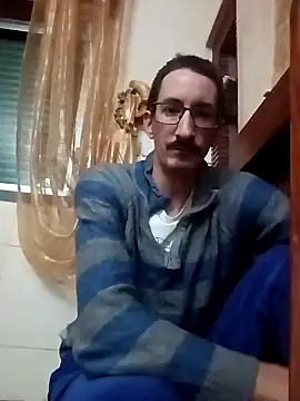 Snapshot of Diogopicha chatting on 02-05-25, 09:29 Diogopicha online show from 02-05-25, 09:29