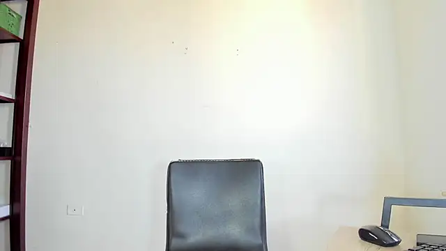 xmissinchesxx online show from 09-10-25, 09:04