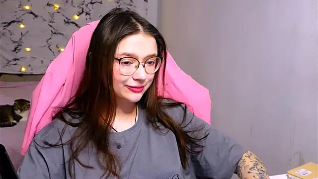 me  hanna online show from 03-16-25, 10:53