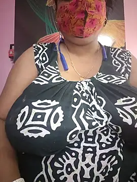 Snapshot of Kayra_34 chatting on 07-16-26, 04:18 Kayra 34 online show from 07-16-26, 04:18
