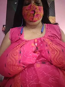 Snapshot of Kayra_34 chatting on 07-21-26, 04:15 Kayra 34 online show from 07-21-26, 04:15