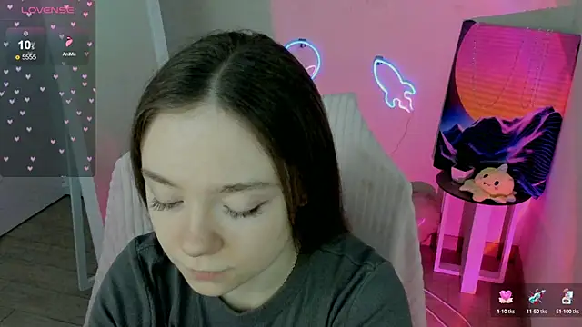 Florence meow online show from 02-19-25, 07:50